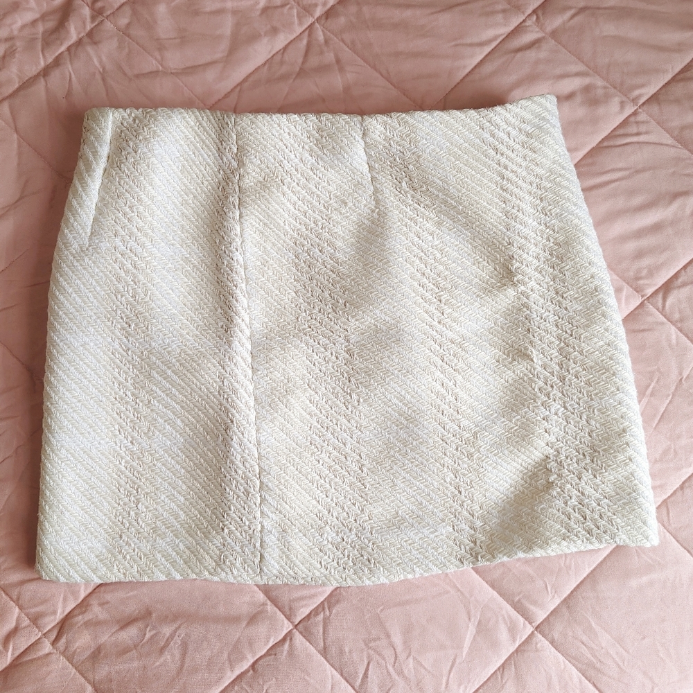 Large white business casual skirt